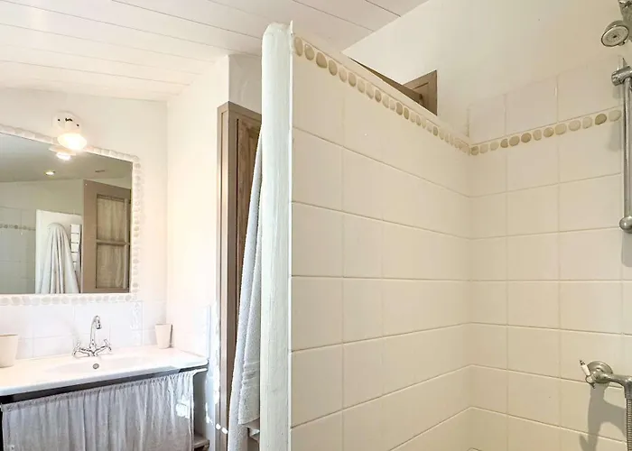 Charmante Maison A Deux Pas De La Willa