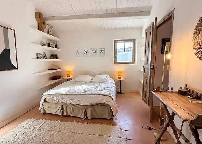 Charmante Maison A Deux Pas De La