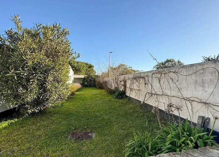 Charmante Maison A Deux Pas De La Les Portes-en-Re